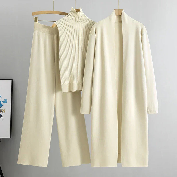 Antonietta™ - Elegant 3-Piece Set